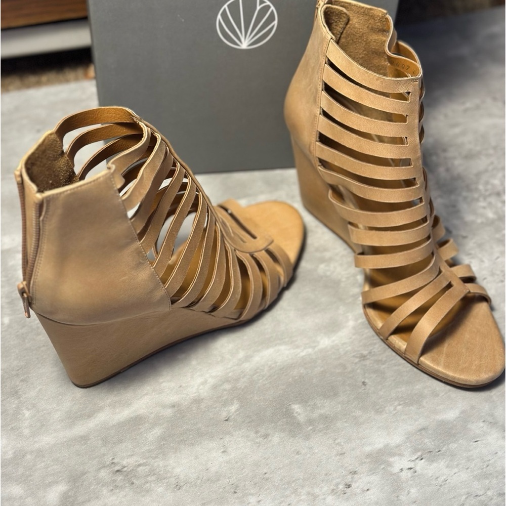 Coclico Tan Gladiator‎ Wedge Sandals 41 - Picture 2 of 7